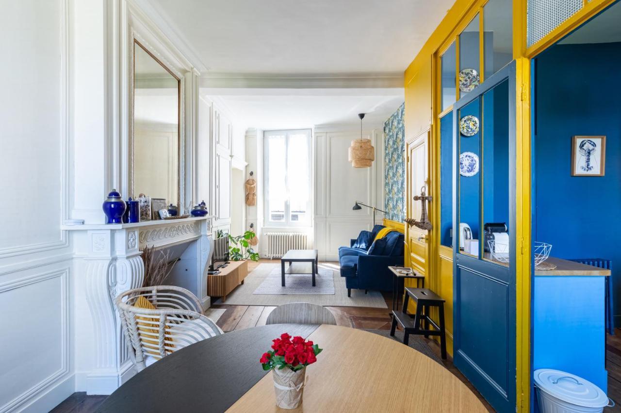 Le Ara Bleu - Bel De Caractere Apartment *